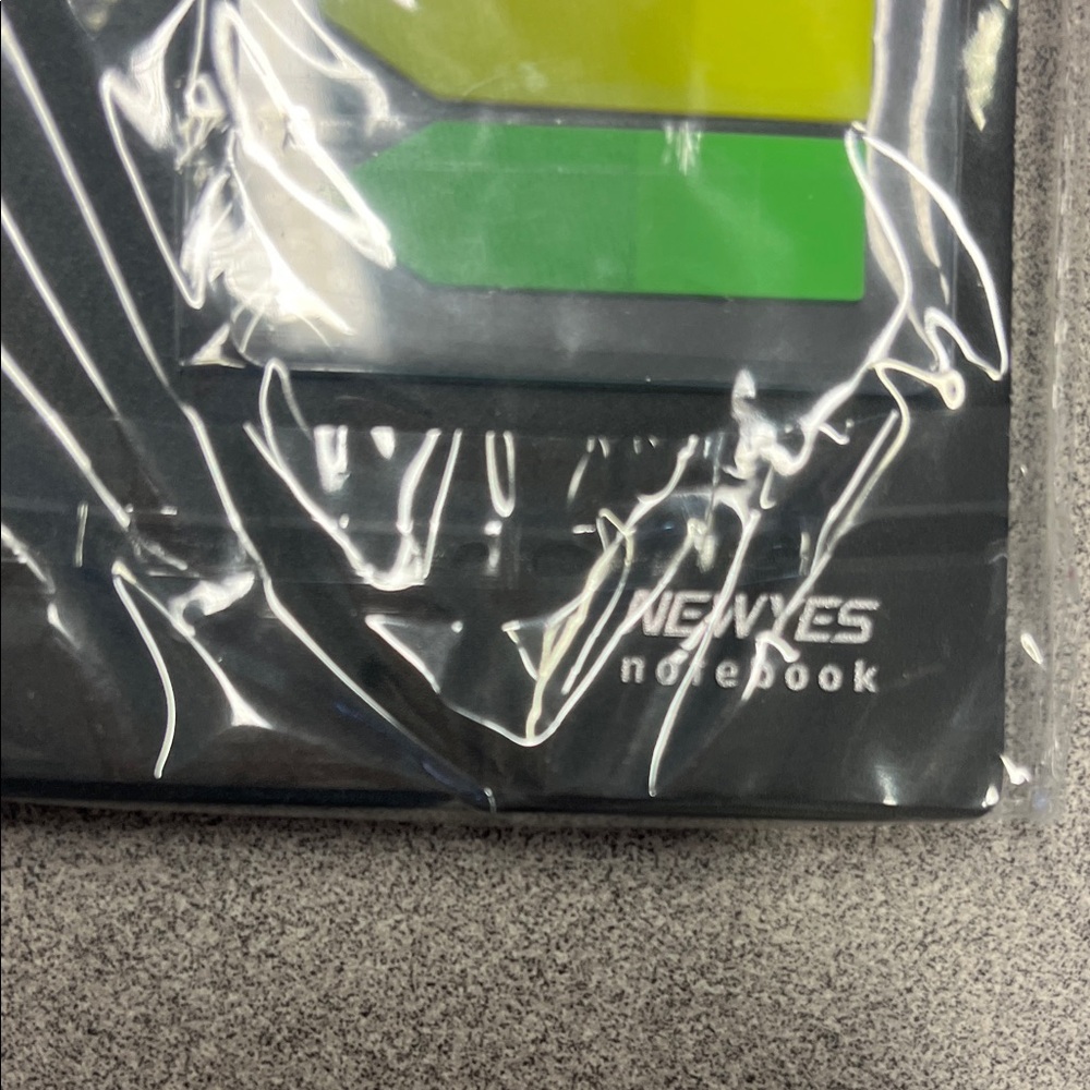 NWT Erasable Notebook - Green Technology - Picture 5 of 8